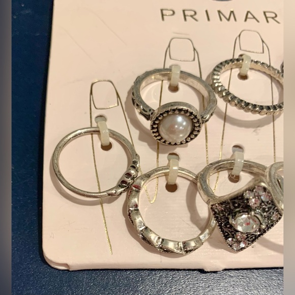 NWT Ring set from Primark, consisting of 8 rings so pretty! - Picture 9 of 9
